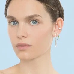 The Last Line Mini Goldie Flower Earring