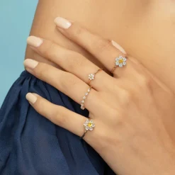 The Last Line Mini Teddy Flower Ring