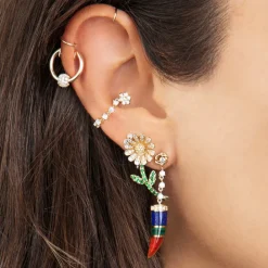 The Last Line Stone Horn Earring
